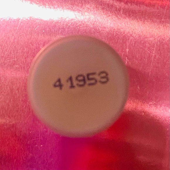 Caudalie Resveratrol-Lift
Instant Firming Serum - Picture 3 of 3